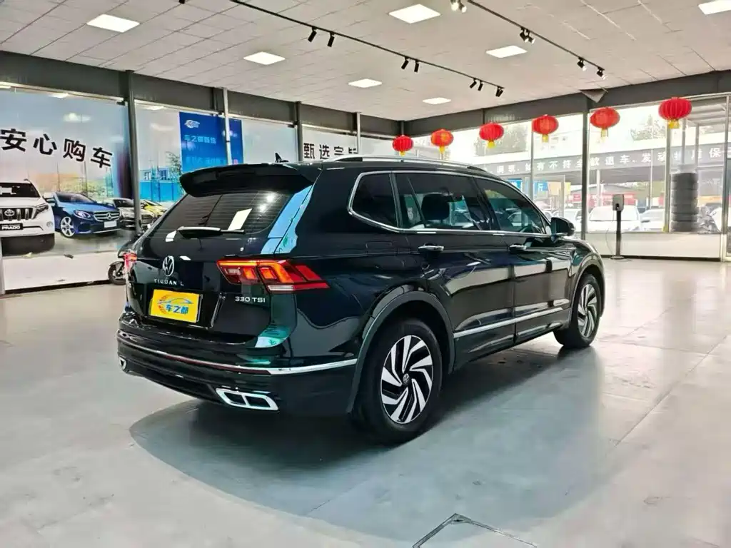 Volkswagen Tiguan L L 2024 330TSI AT R-Line