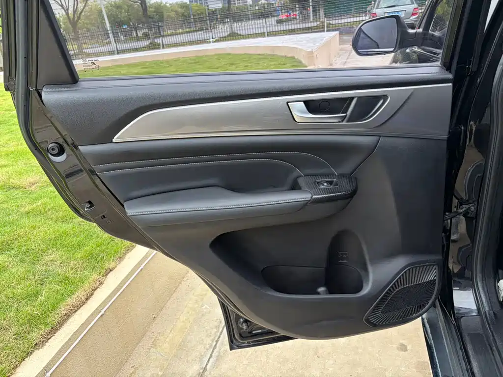 Haval M6 — миниатюра 17