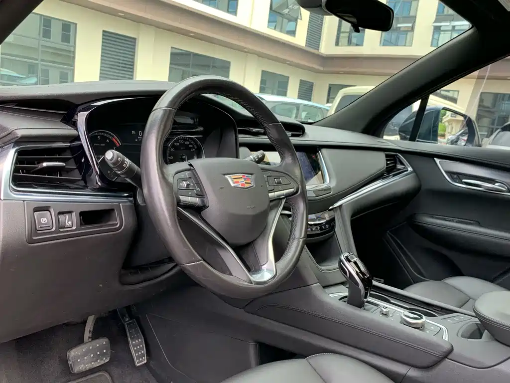 Cadillac XT6 — миниатюра 18