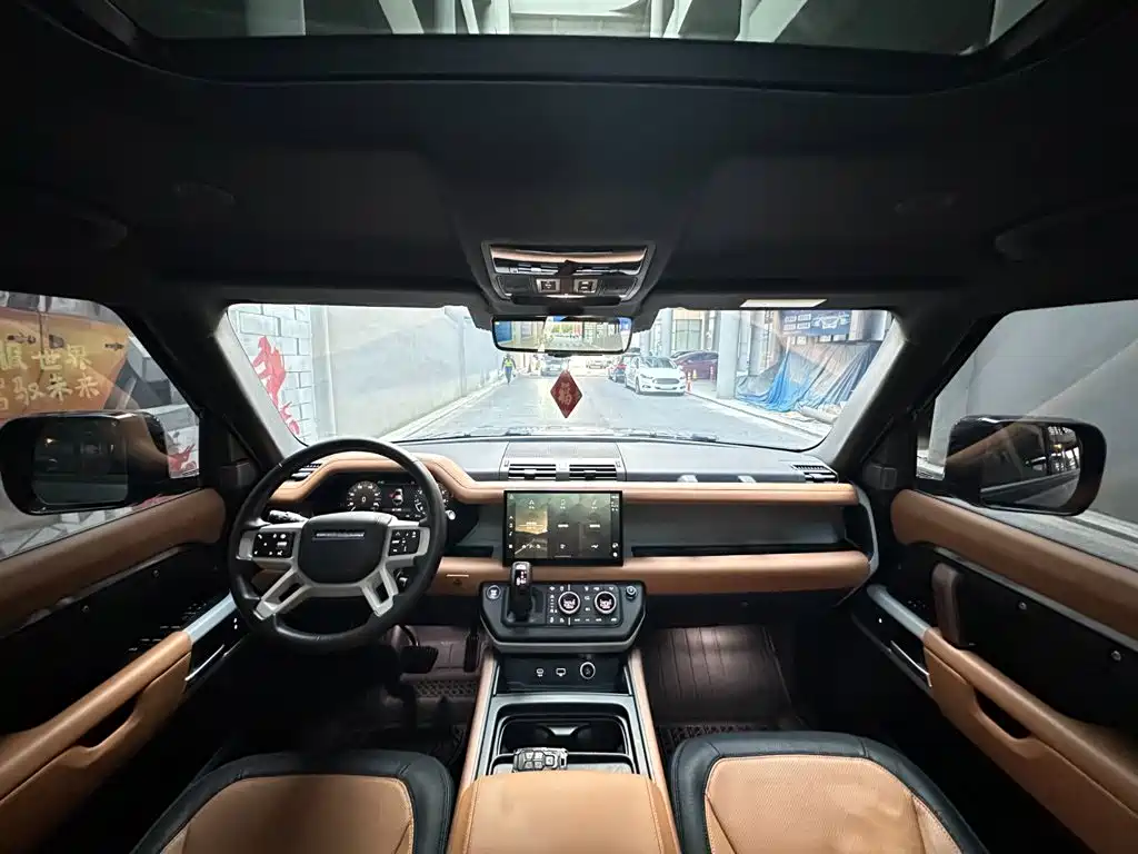 Land Rover Defender — миниатюра 11