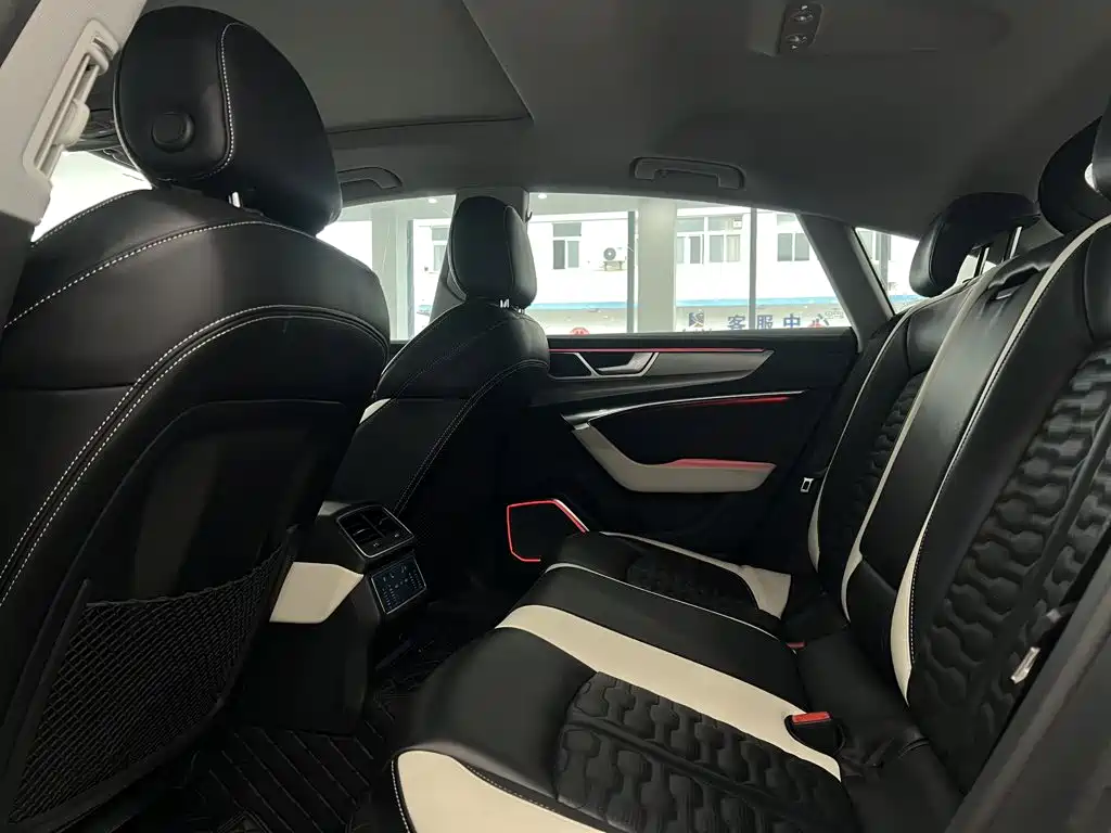Audi A7 — миниатюра 16
