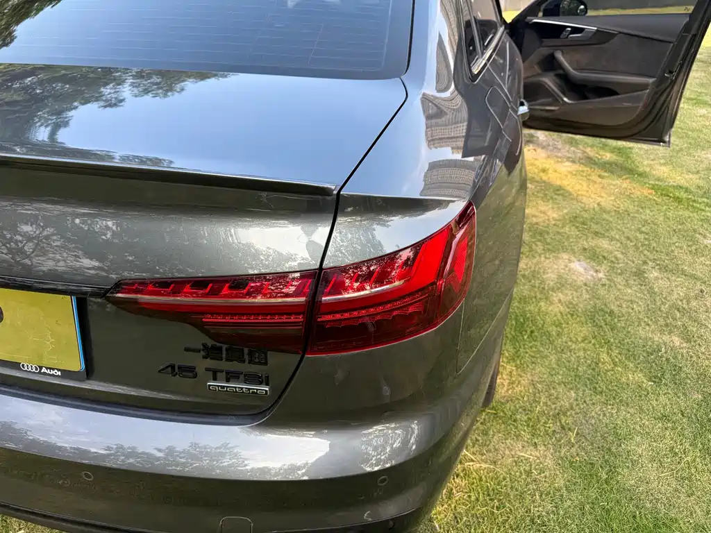Audi A4L — миниатюра 16