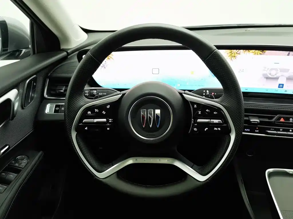 Buick LaCrosse — миниатюра 11