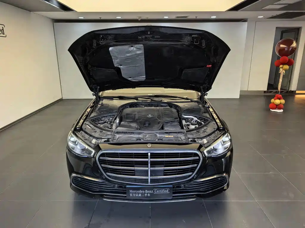 Mercedes-Benz S-Class — миниатюра 7