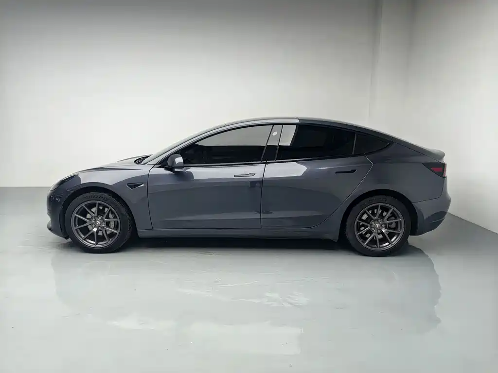 Tesla Model 3 — фотографии объявления, Фото 9