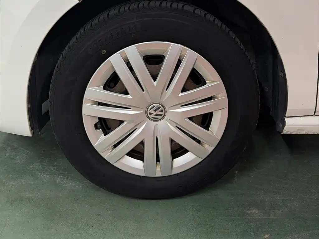 Volkswagen Polo — миниатюра 12