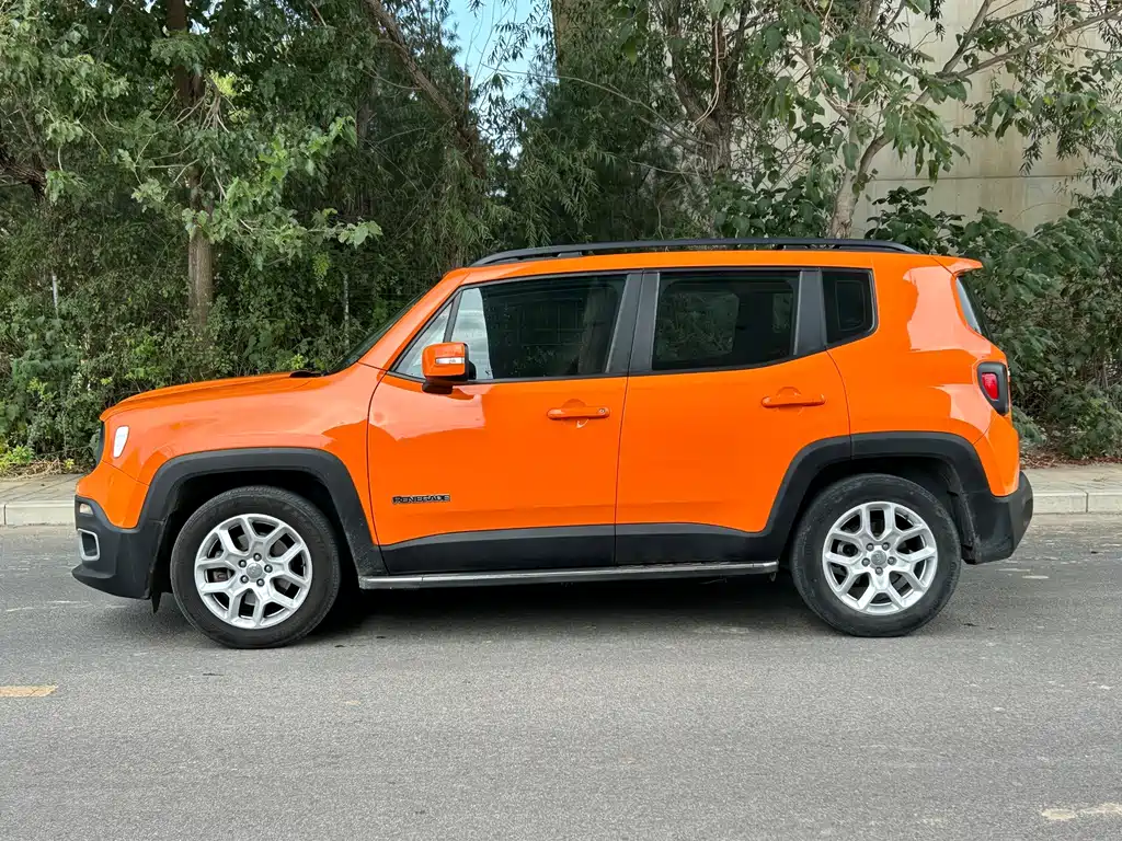 Jeep Renegade — миниатюра 3