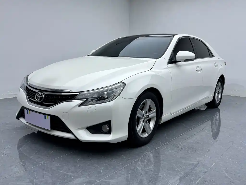 Toyota Reiz