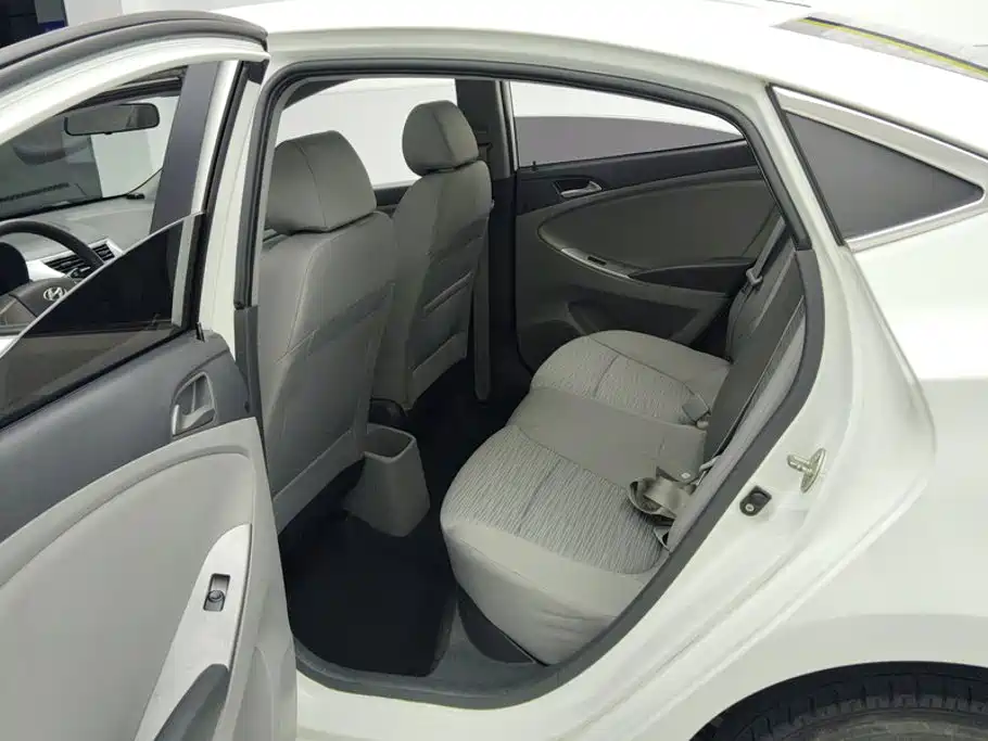 Hyundai Verna — миниатюра 11