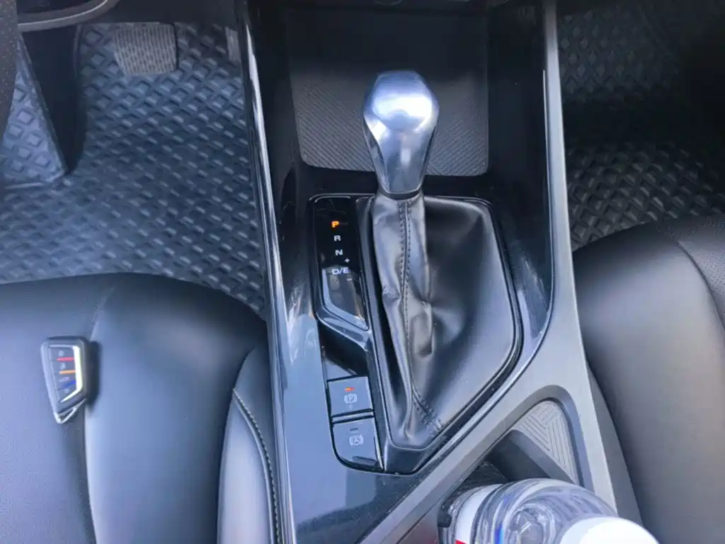 Roewe i5 — миниатюра 14