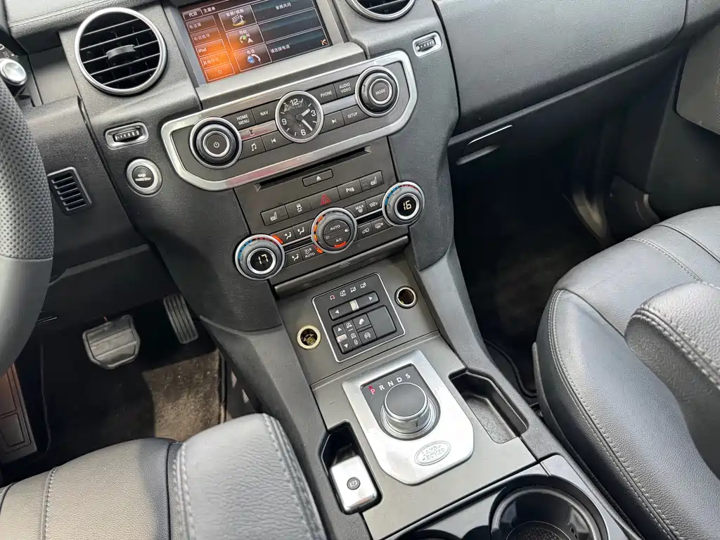 Land Rover Discovery — миниатюра 13