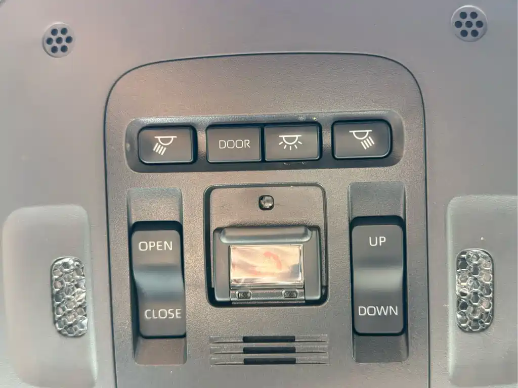 Toyota Avalon — миниатюра 18