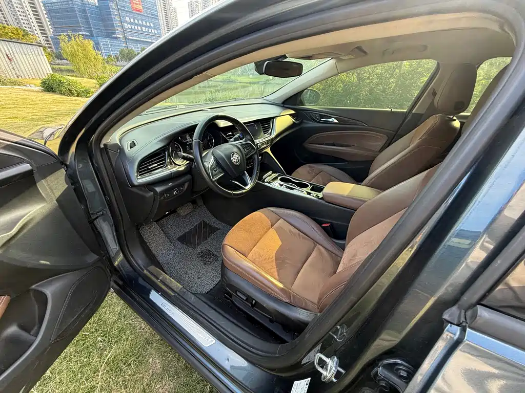 Buick Regal — миниатюра 7