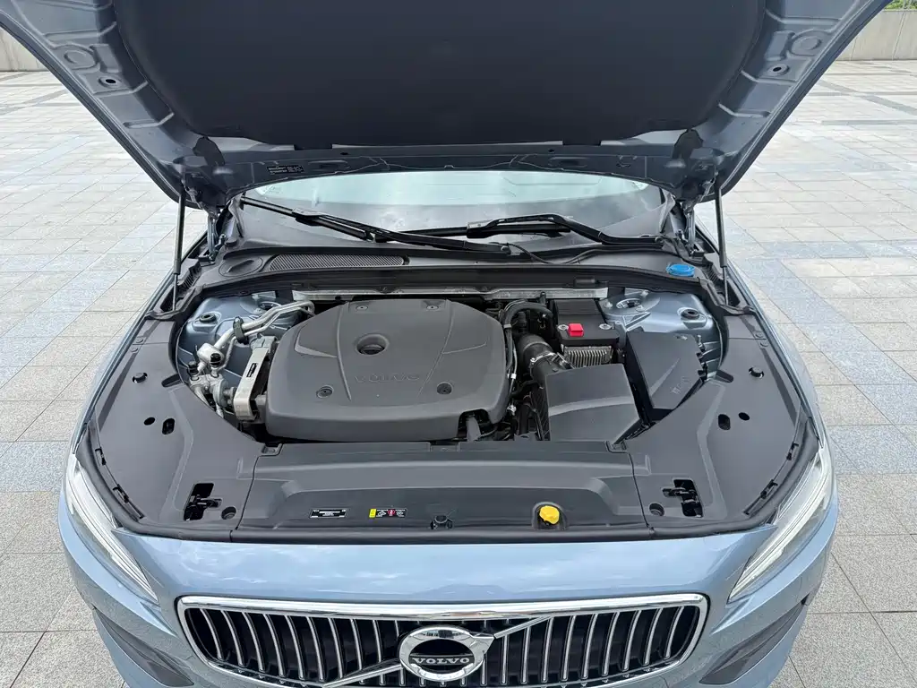 Volvo S90 — миниатюра 15