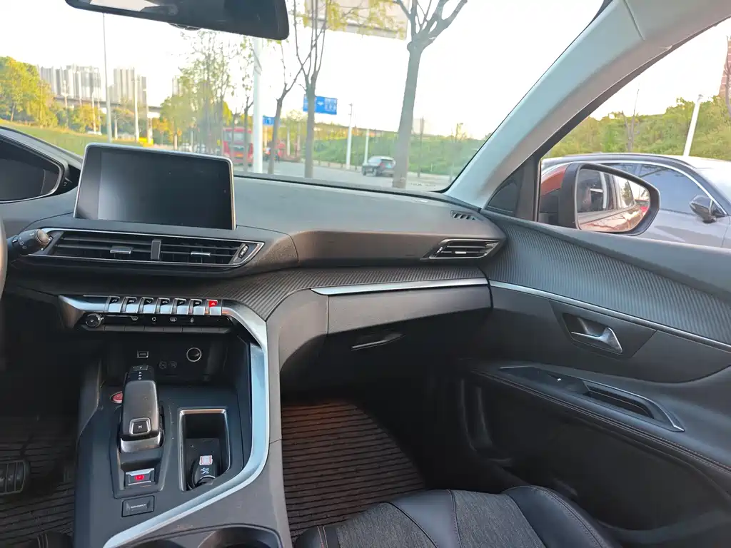 Peugeot 4008 — миниатюра 13