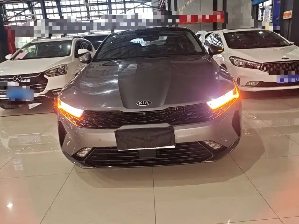 Kia K5 — миниатюра 3