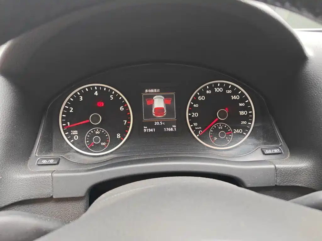 Volkswagen Tiguan — миниатюра 7