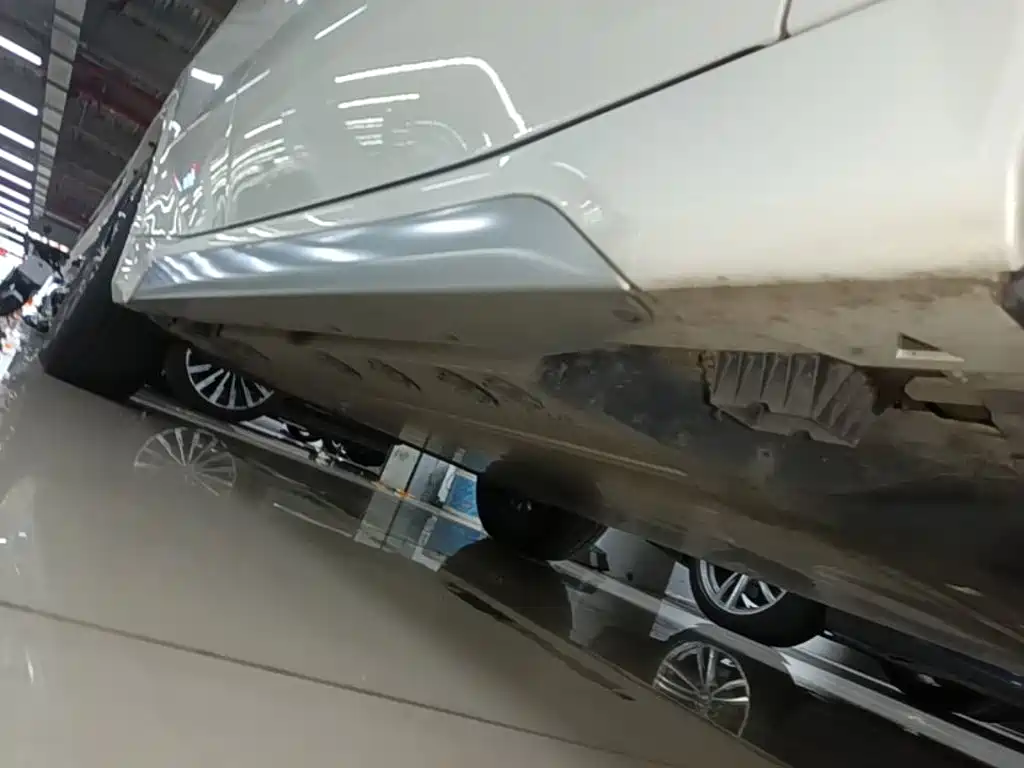 BMW iX1 — миниатюра 21