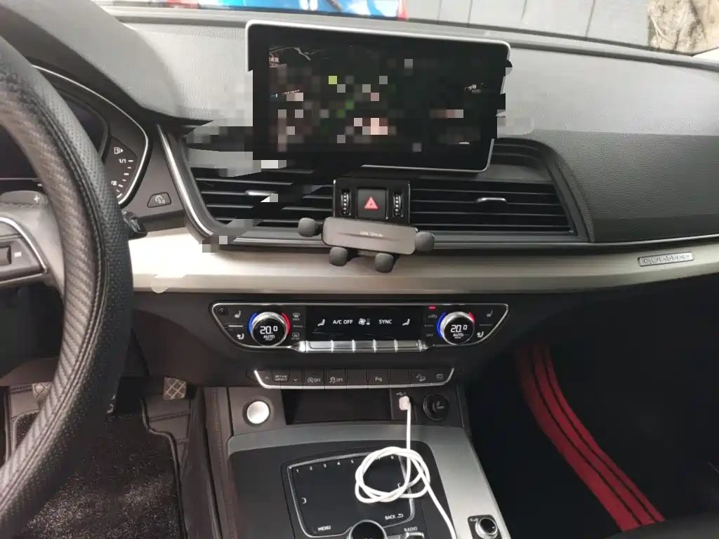 Audi Q5L — миниатюра 9