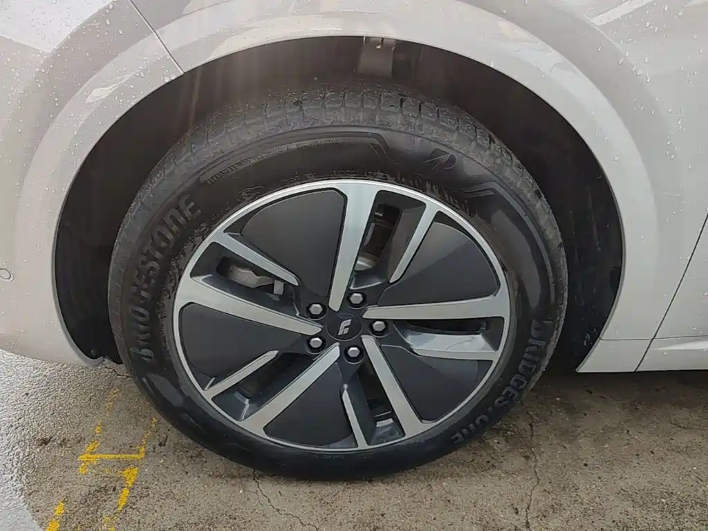 Li Auto Li L6 — миниатюра 23