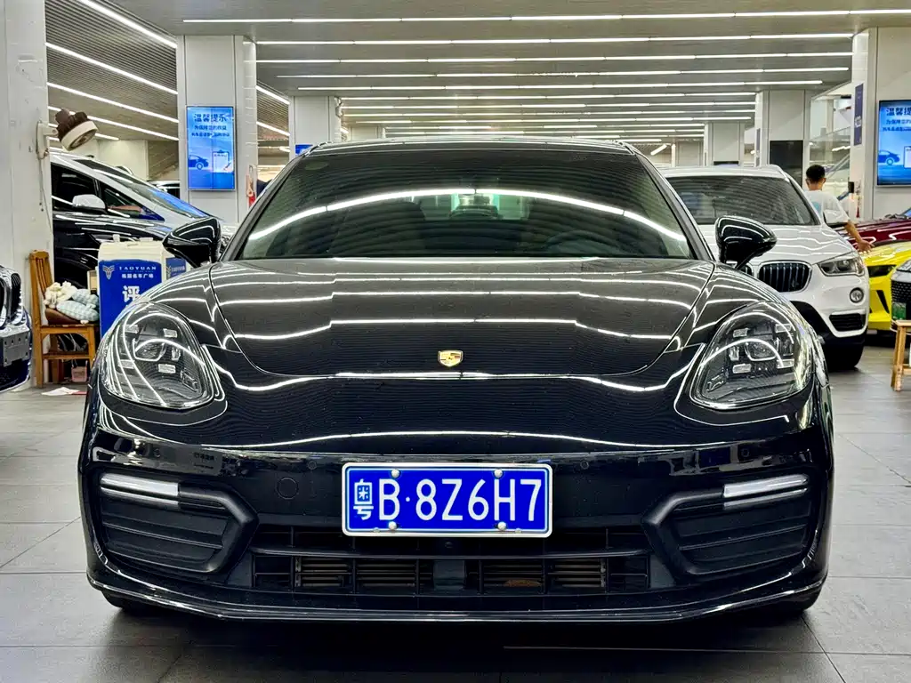 Porsche Panamera — миниатюра 2