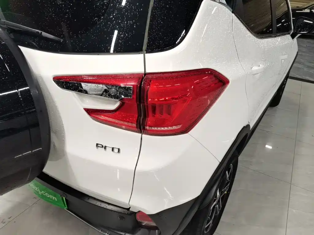 BYD Yuan Pro — миниатюра 8