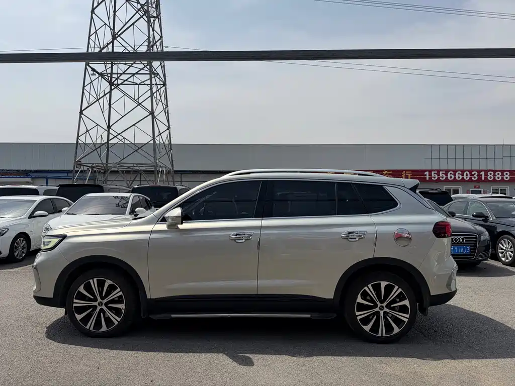 Roewe RX5 MAX — миниатюра 7