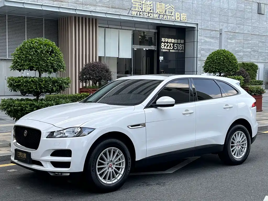 Jaguar F-PACE — миниатюра 6