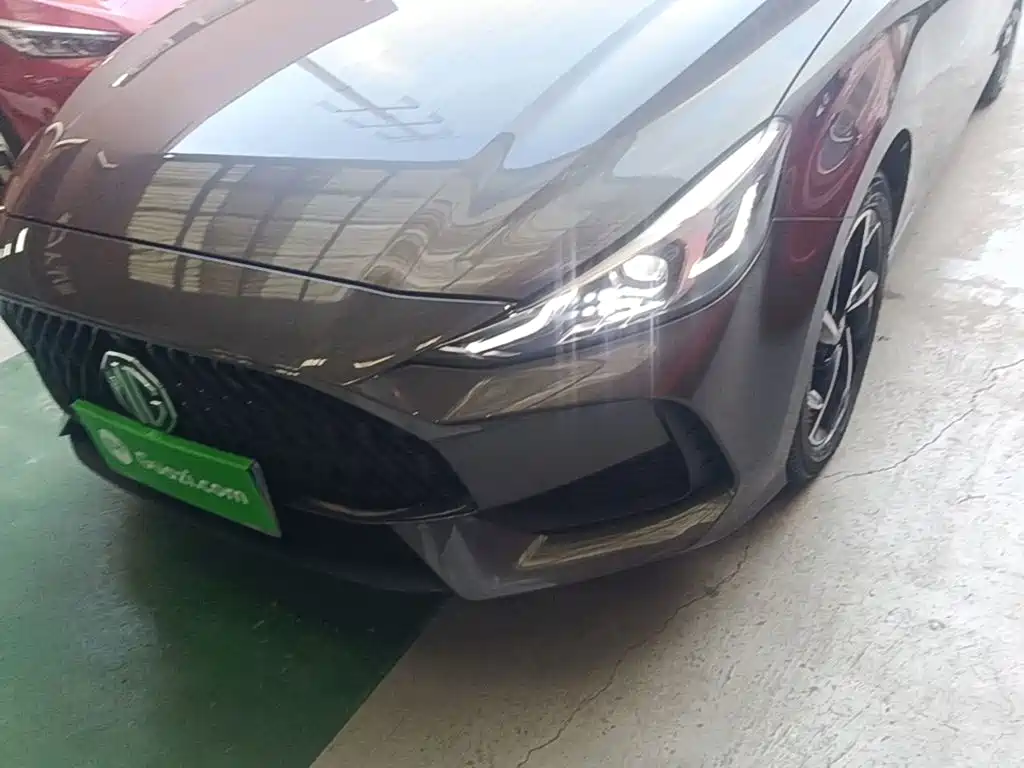 MG MG5 — миниатюра 24