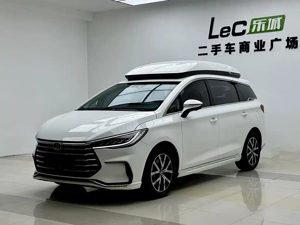 BYD MAX New Energy