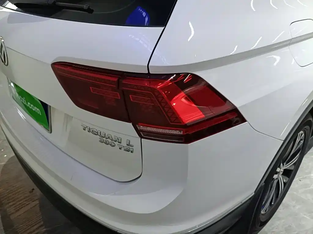 Volkswagen Tiguan L — миниатюра 8