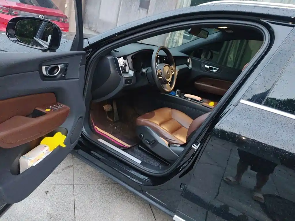 Volvo XC60 — миниатюра 14