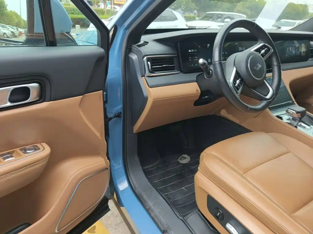 Li Auto Li ONE — миниатюра 16