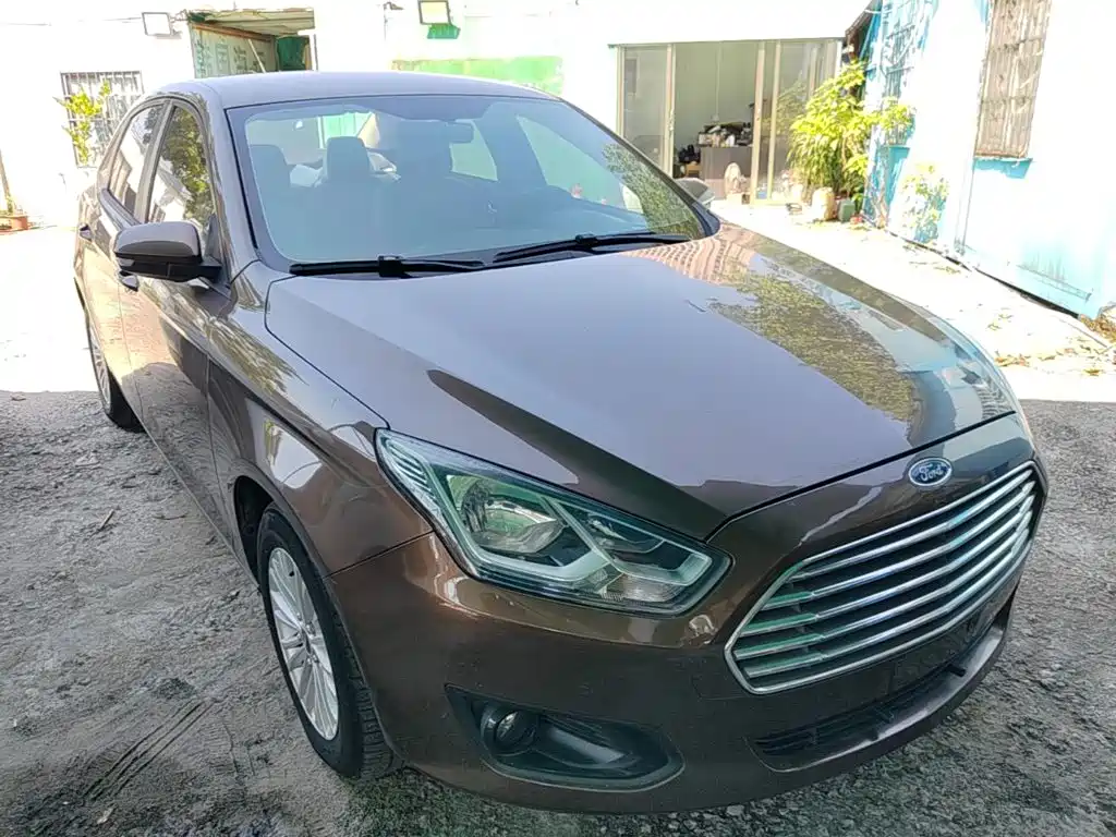 Ford Escort — миниатюра 4