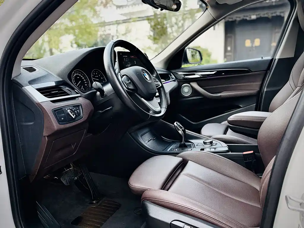 BMW X1 — миниатюра 13