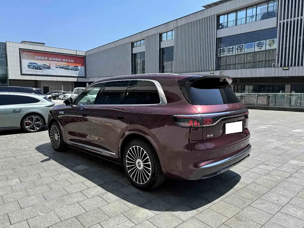 AITO AITO M8 — миниатюра 29