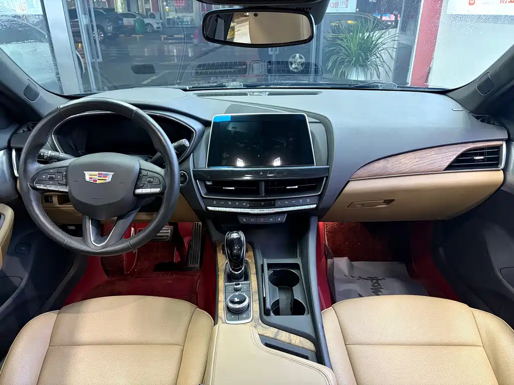 Cadillac CT5 — миниатюра 5