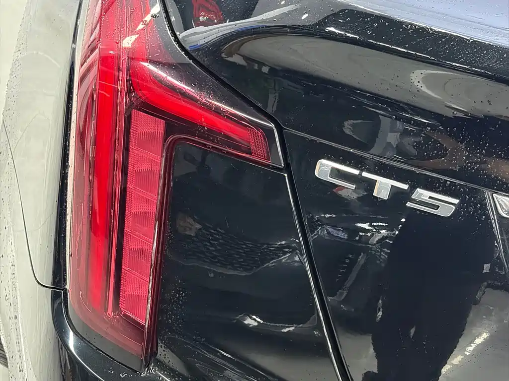 Cadillac CT5 — миниатюра 17