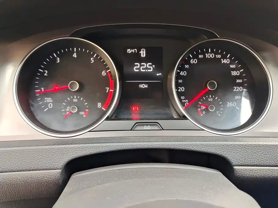 Volkswagen Golf — миниатюра 14