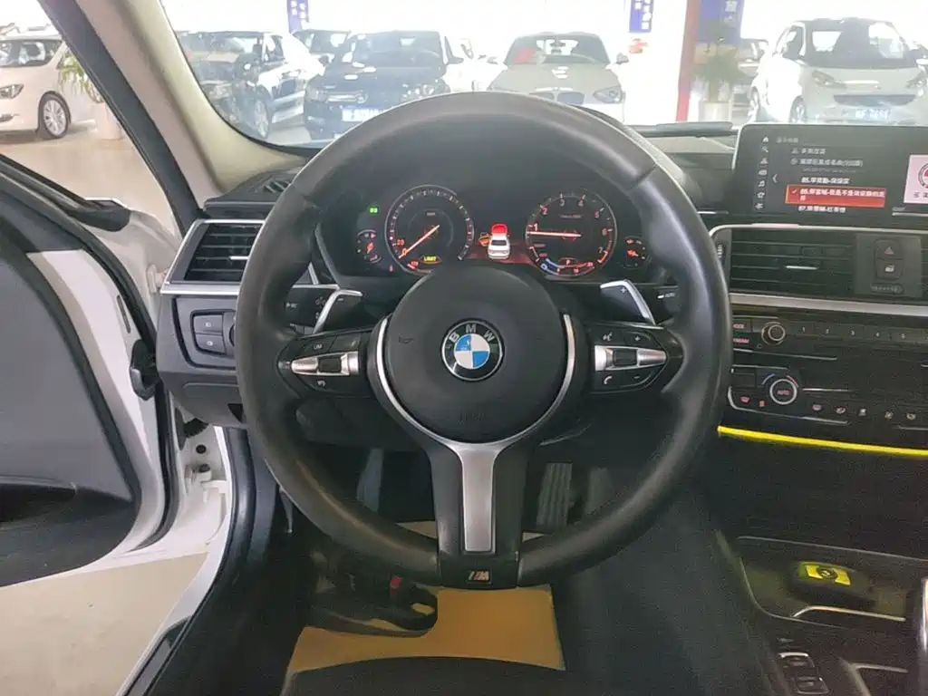 BMW 3 Series — миниатюра 11