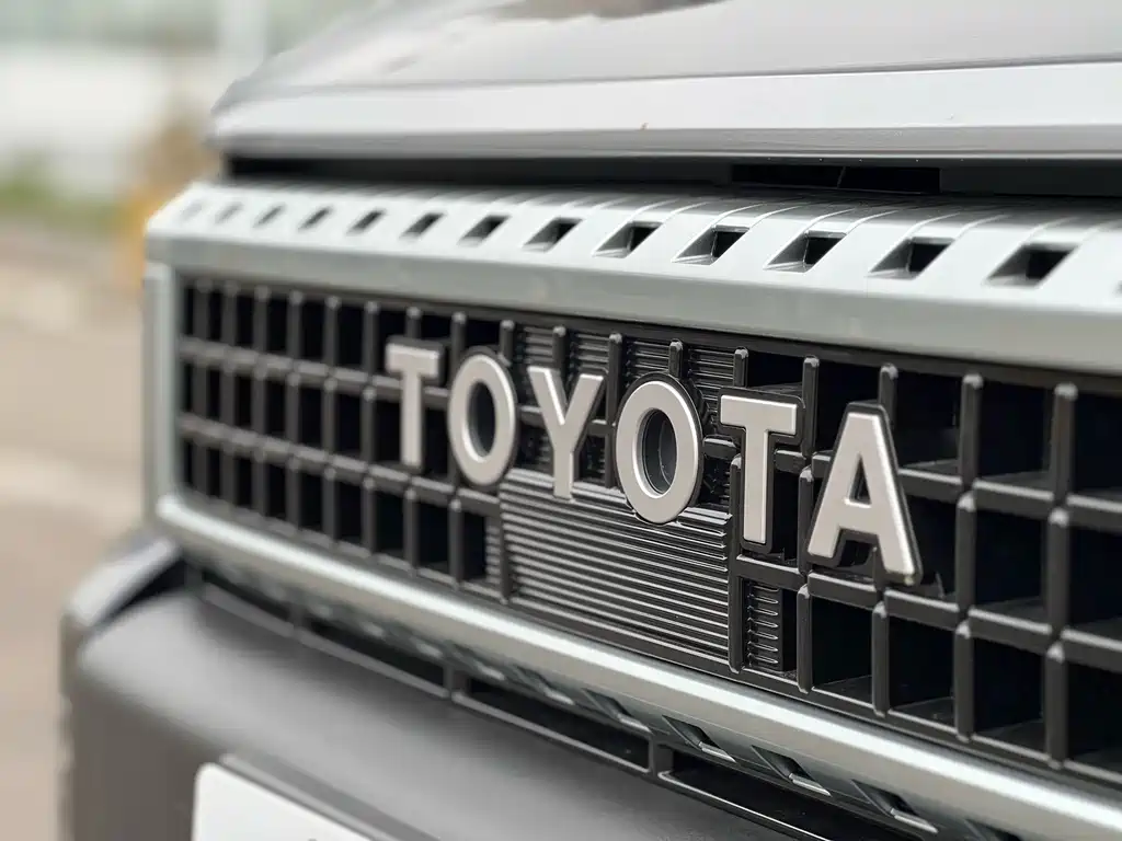 Toyota Prado — миниатюра 7