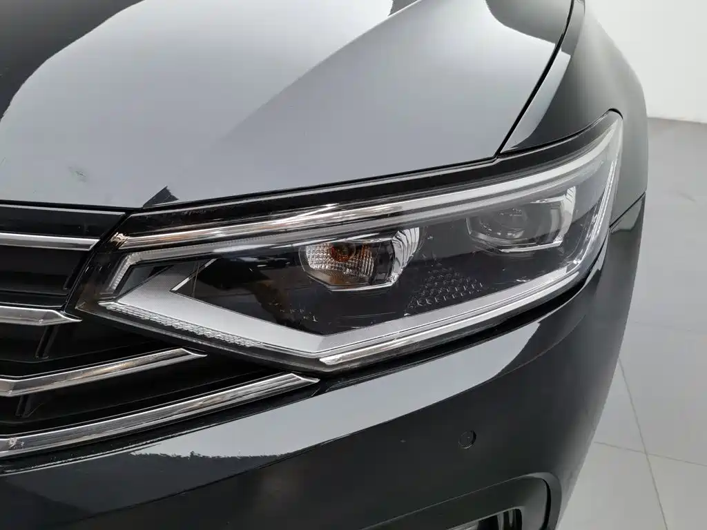 Volkswagen Magotan — миниатюра 7