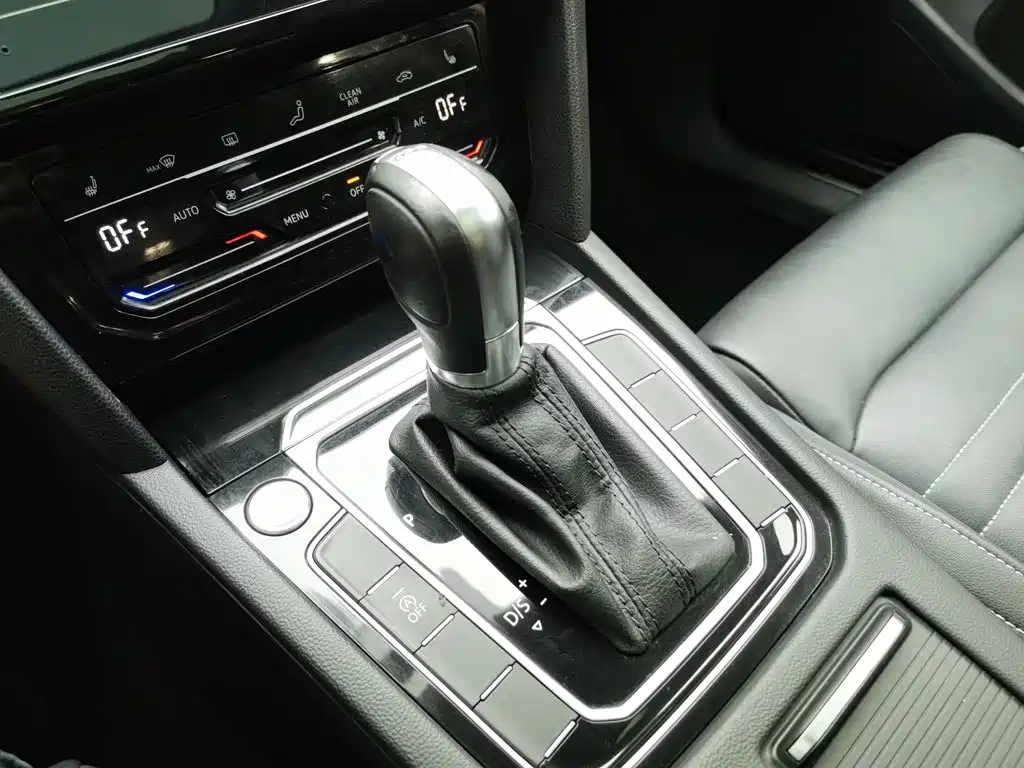 Volkswagen Magotan — миниатюра 13
