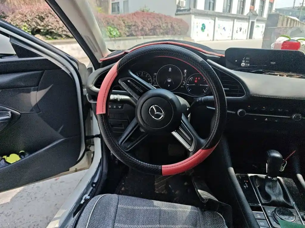 Mazda 3 Axela — миниатюра 6
