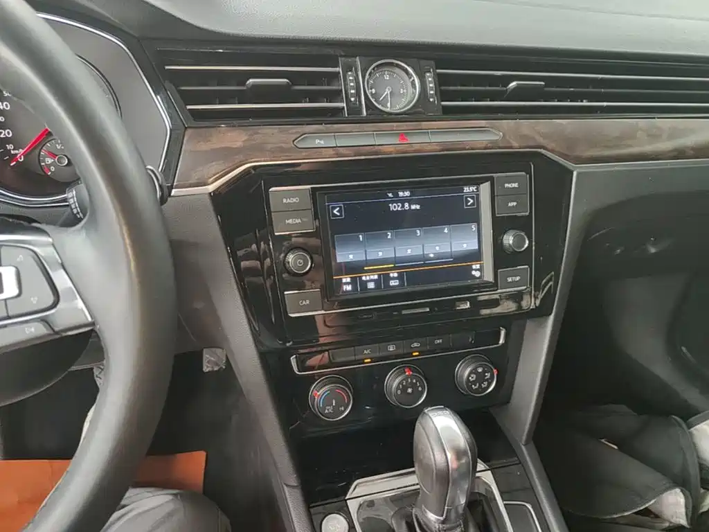 Volkswagen Magotan — миниатюра 13