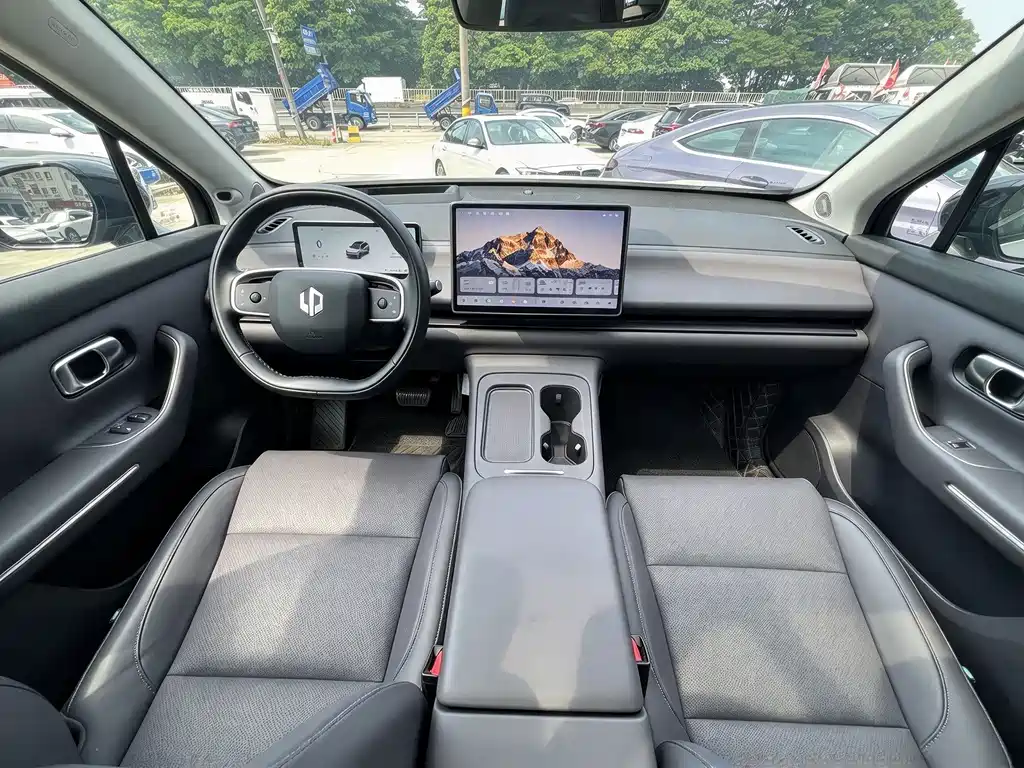 Leapmotor Leapmotor C10 — миниатюра 9