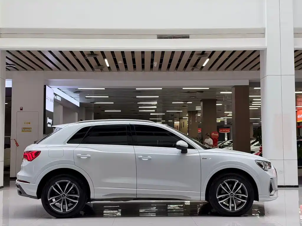 Audi Q3 — миниатюра 4