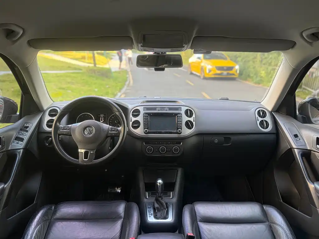 Volkswagen Tiguan — миниатюра 10