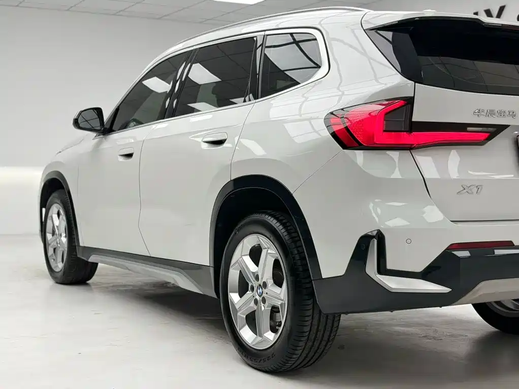 BMW X1 — миниатюра 8