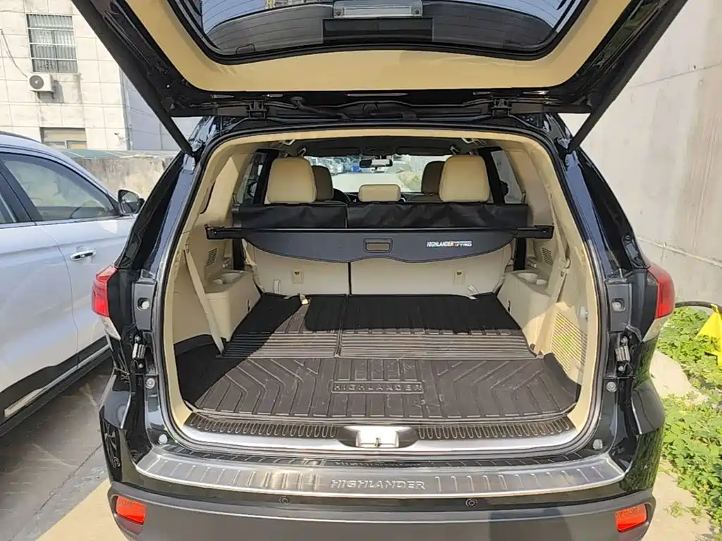 Toyota Highlander — миниатюра 19